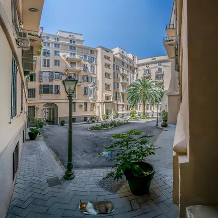 Casa de hóspedes Maison 4*